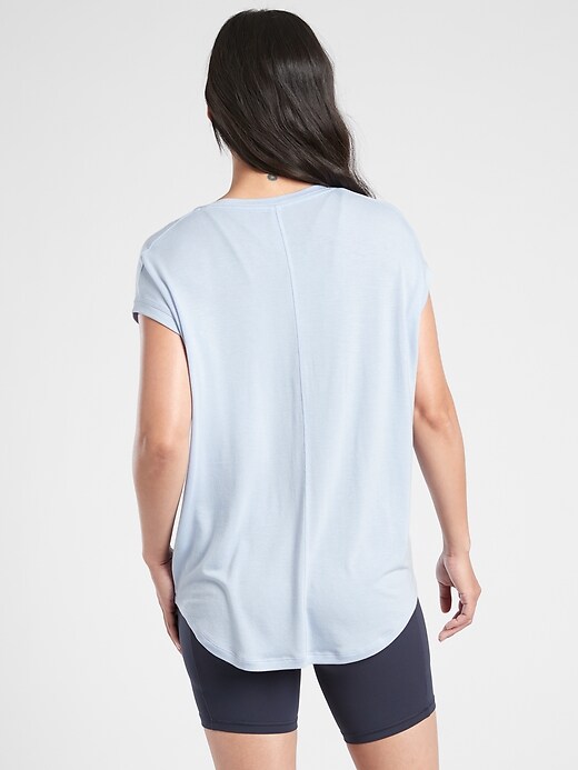 Image number 2 showing, Cloudlight Stratus Tee