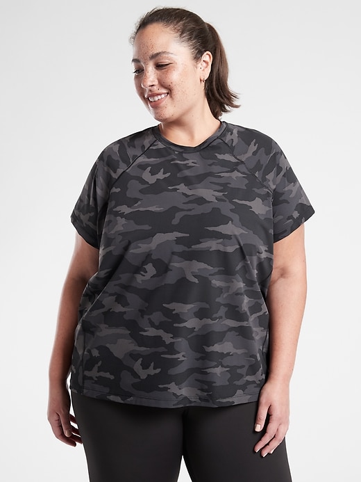 L'image numéro 4 présente T-shirt d’entraînement camouflage Ultimate