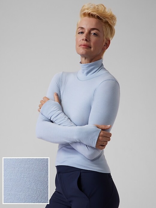 athleta foresthill ascent turtleneck