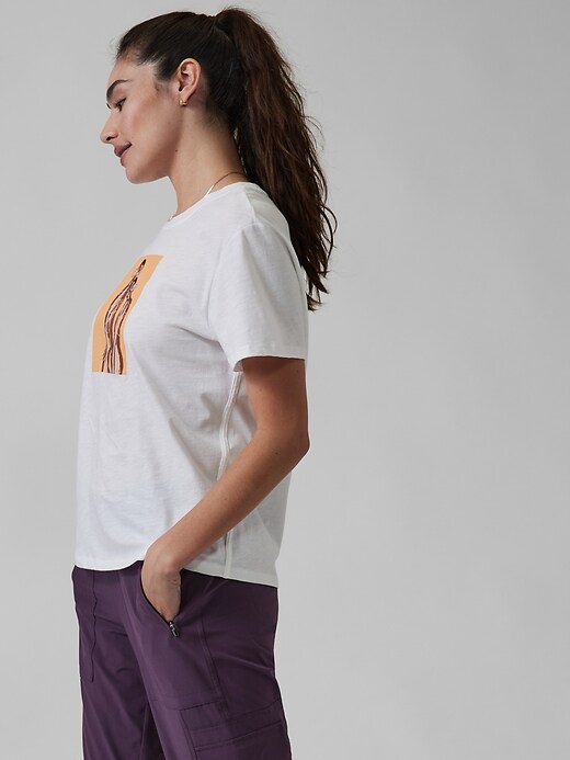 Image number 3 showing, Daily Relaxed Artist Graphic Tee