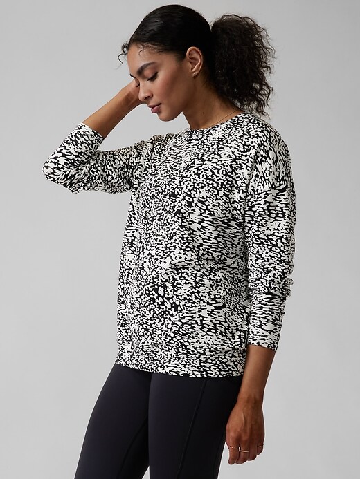 Image number 3 showing, Balance Pullover