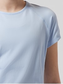Voir une image plus grande du produit 3 de 3. T-shirt sans coutures longueur standard Power Up Athleta Girl