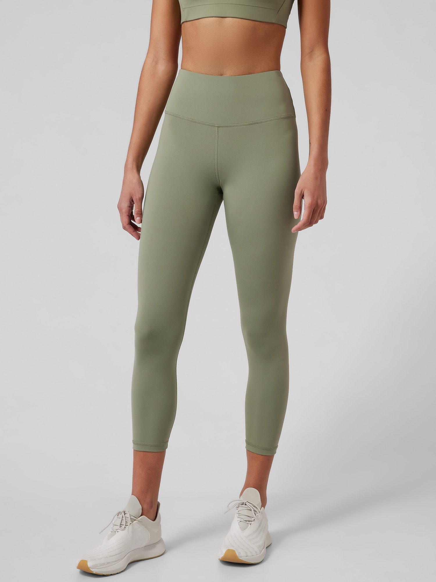 Athleta Elation Train 7/8 Tight green. 1