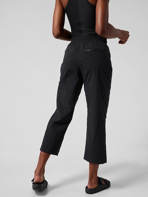 Trekkie Straight Crop Pant | Athleta