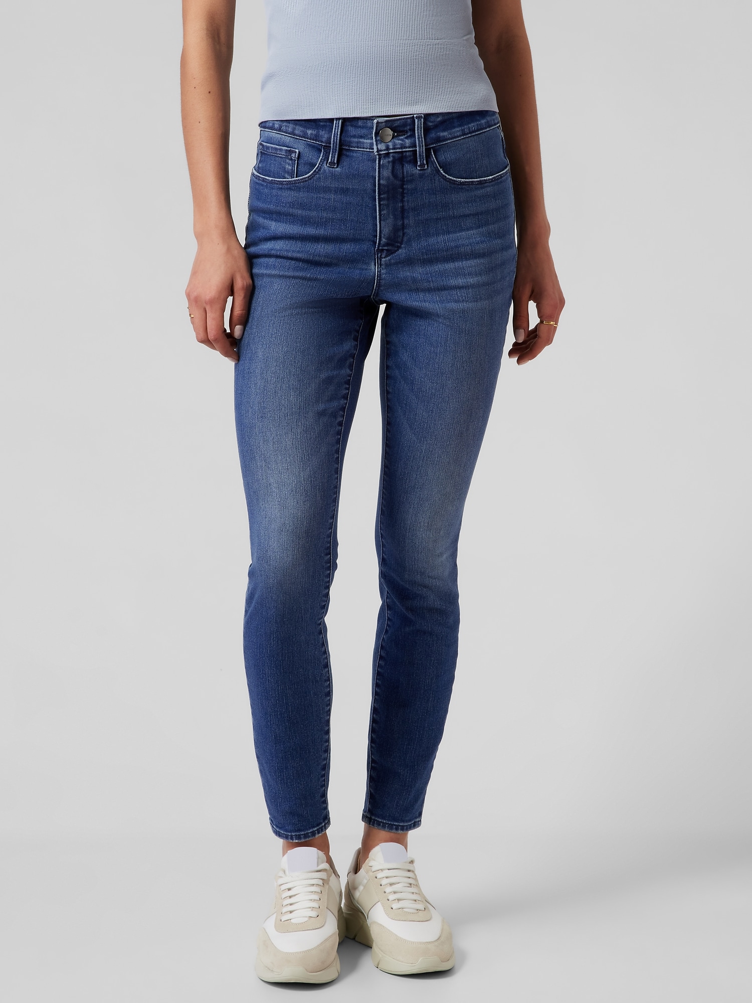 THE SKINNY FIT JEANS - Blue