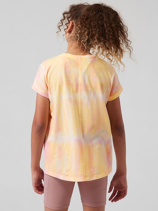 L'image numéro 2 présente T-shirt tout-aller teint en nœuds Athleta Girl