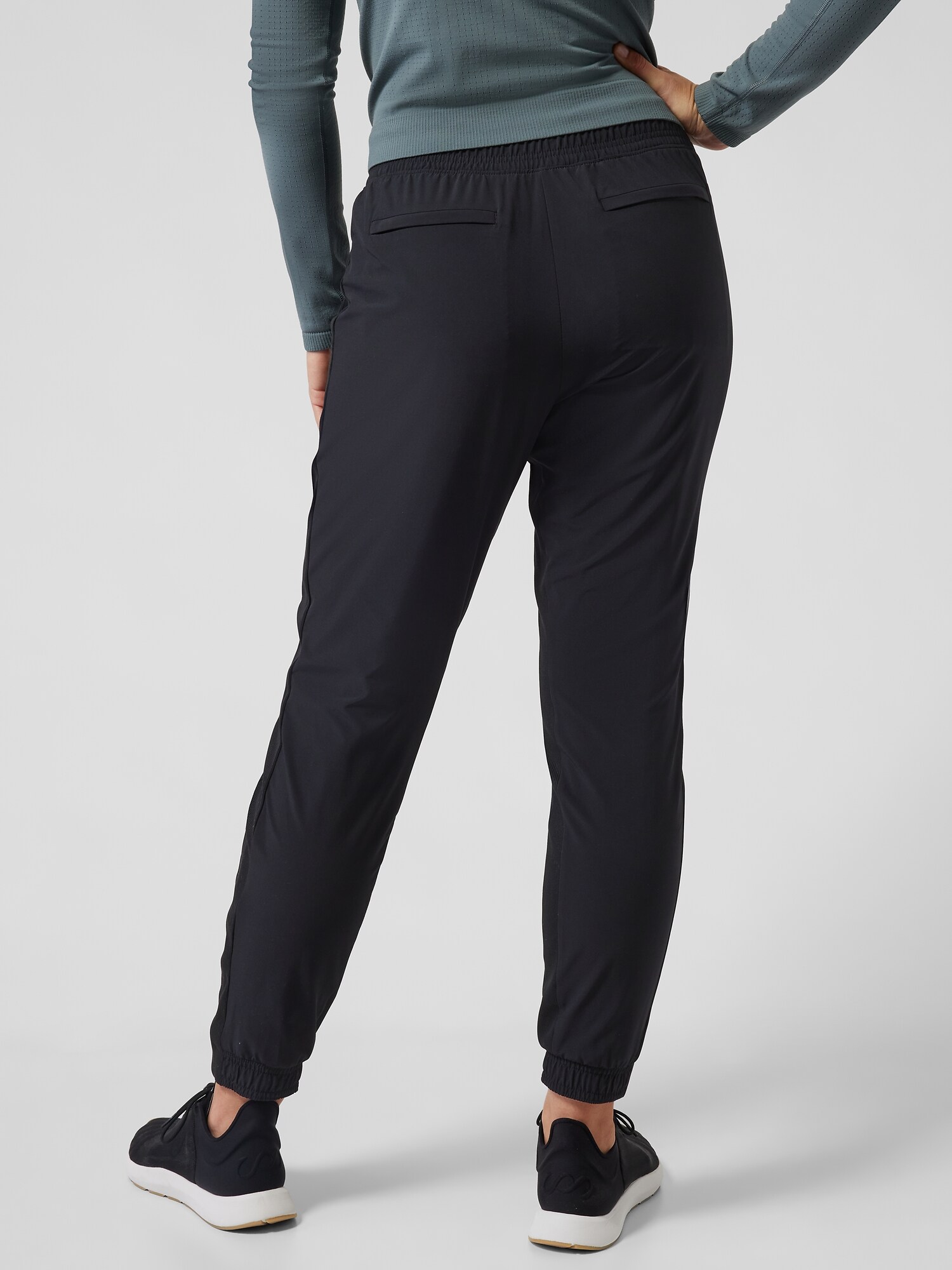 Brooklyn Lined Jogger Athleta