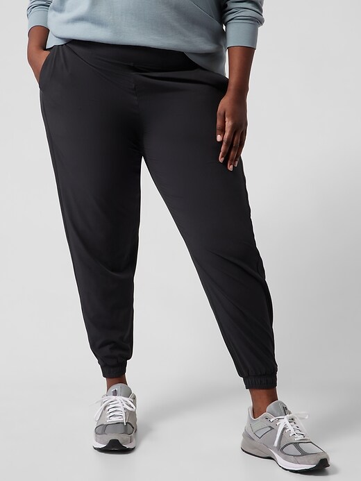 Brooklyn Lined Jogger Athleta