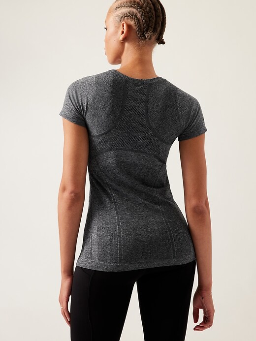 Image number 2 showing, Momentum Seamless Heather Tee