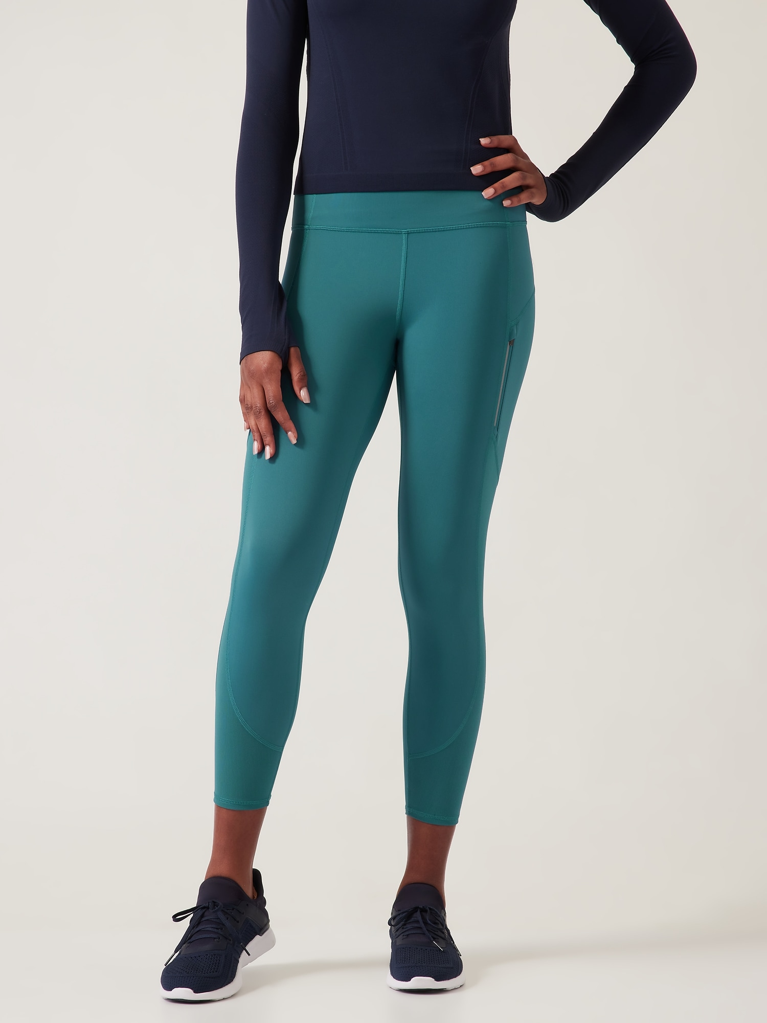 Athleta Rainier Unbrushed 7/8 Tight green. 1