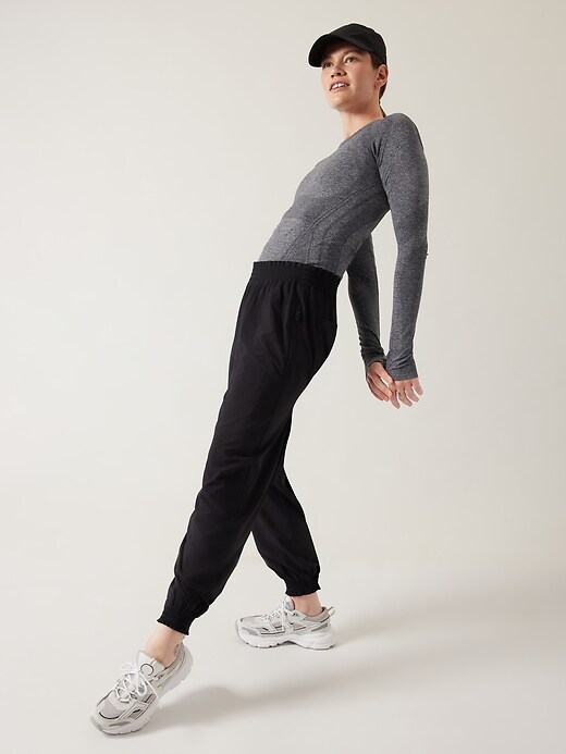 Image number 8 showing, Momentum Seamless Heather Top
