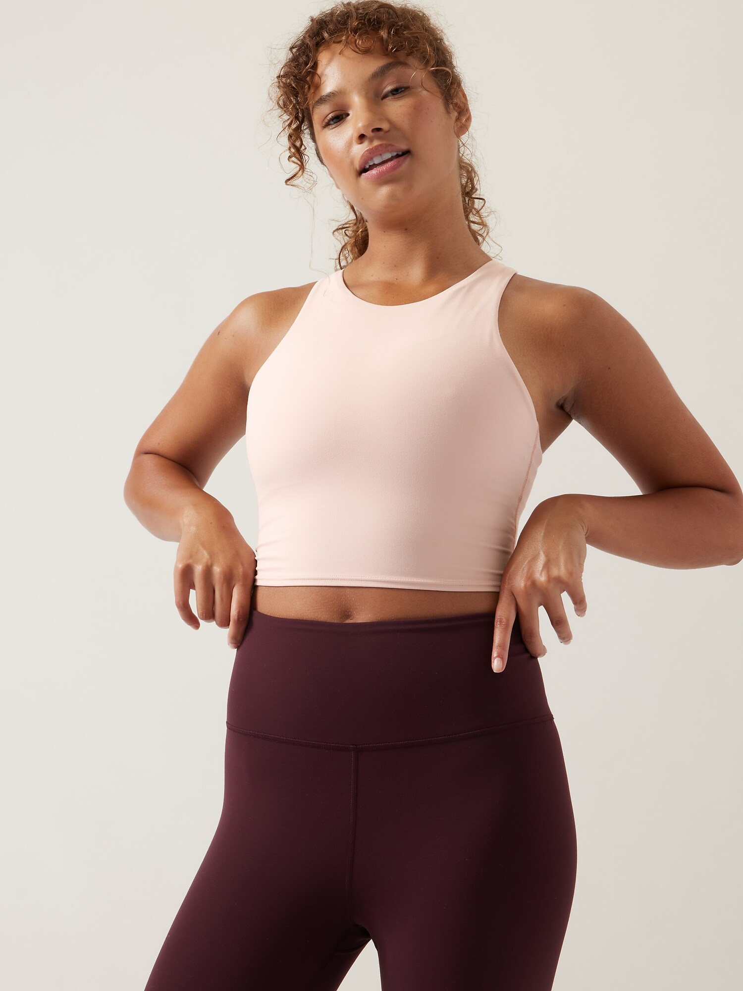 Athleta Conscious Crop Bra D&#45DD pink. 1