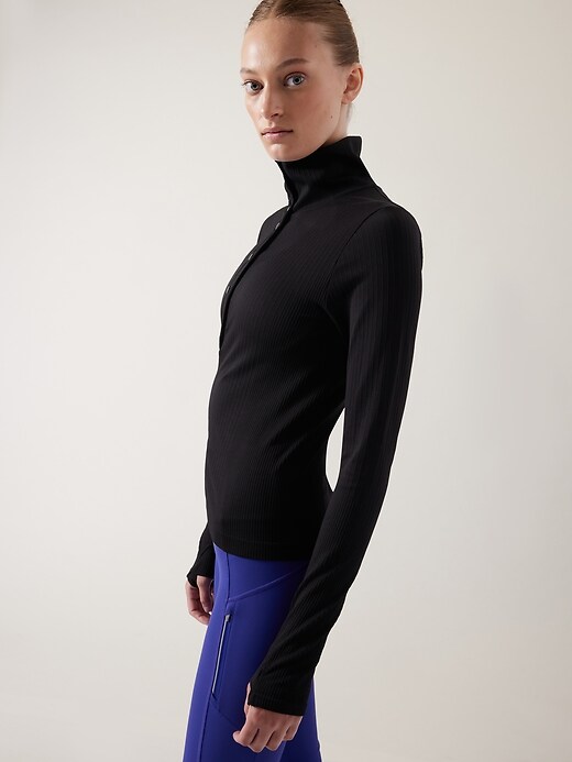 Image number 3 showing, Flurry Seamless Henley