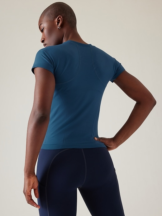 Image number 2 showing, Momentum Seamless Sport Length Tee
