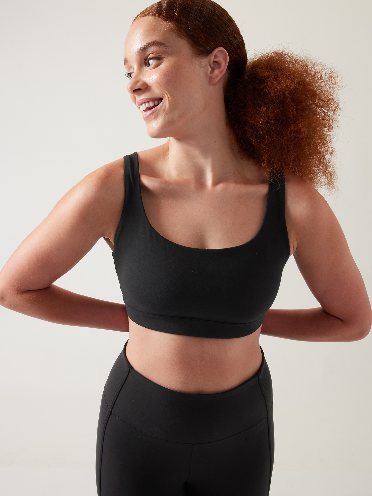 Athleta Exhale Bra A&#45C black. 1