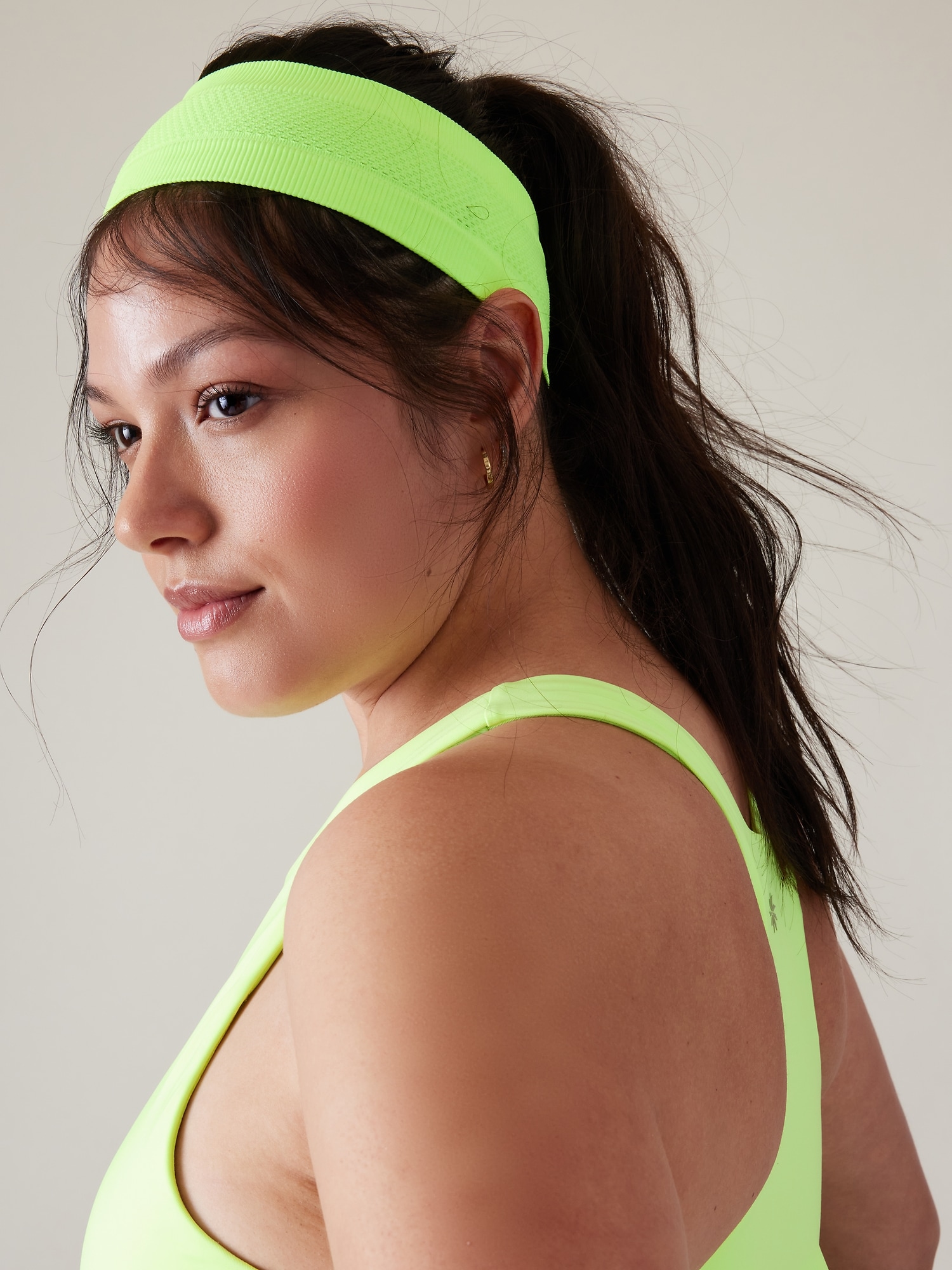 Athleta Seamless Headband green. 1