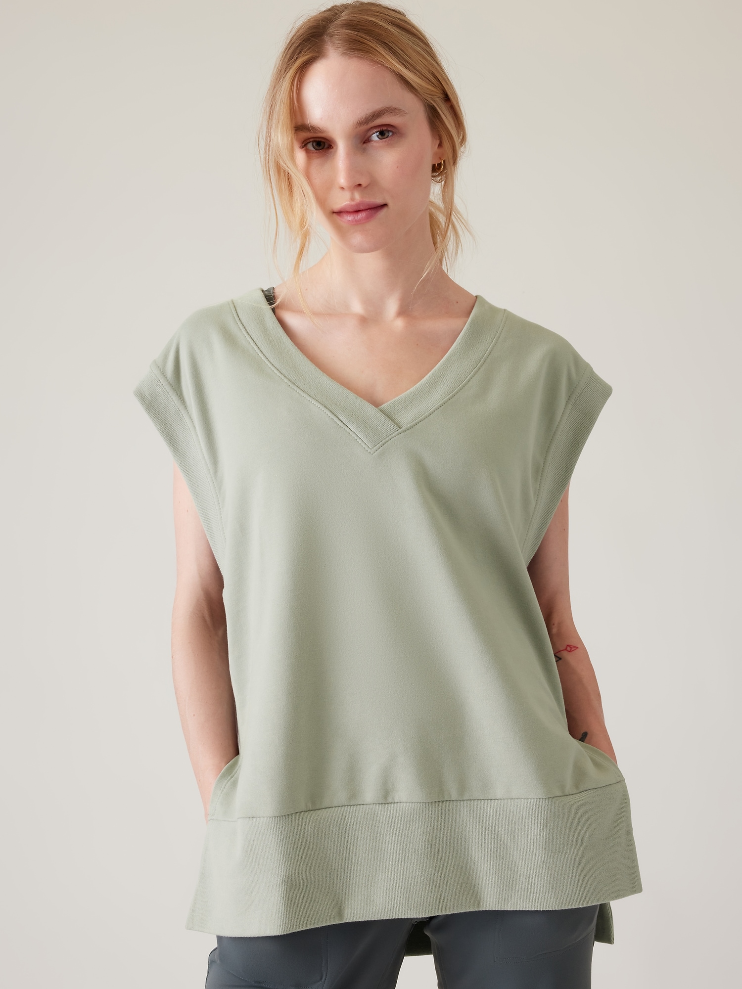 Athleta Retroterry V&#45Neck Sweatshirt Tee green. 1