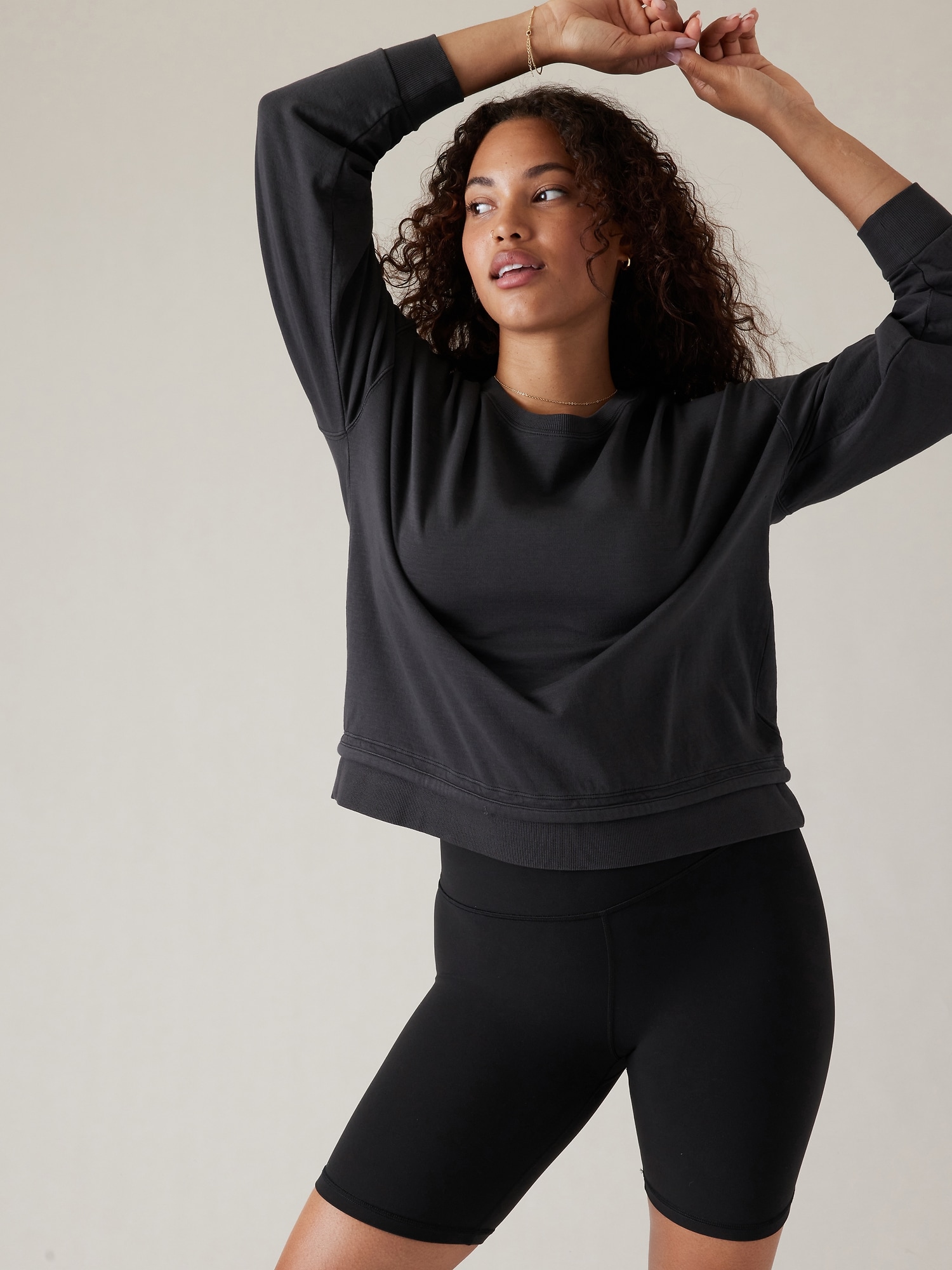 Athleta Sundown Sweatshirt II black. 1