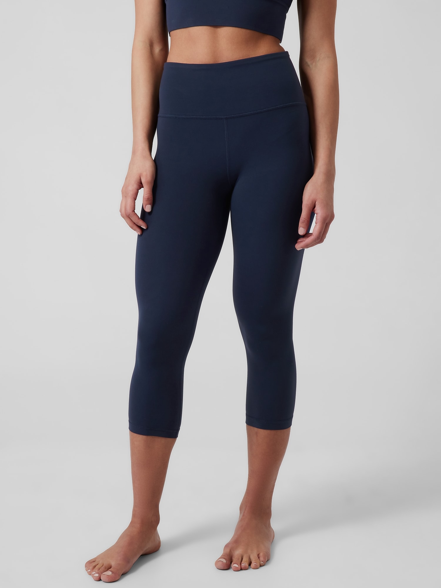 Athleta Women's Black Extra Large Elation Capri Pants Size XL
