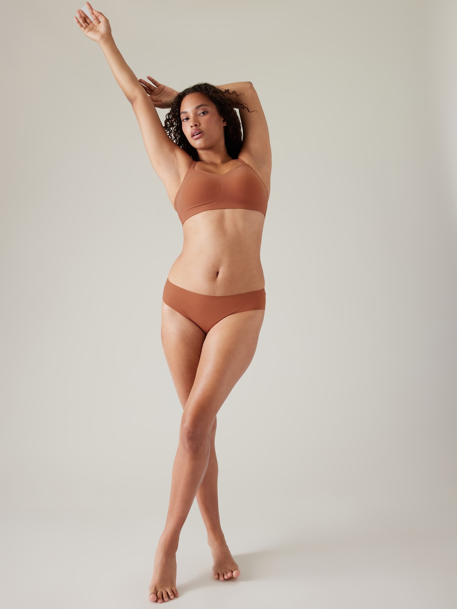 Jodee prosthetic bras with Athleta Empower pads for a Flat fashion