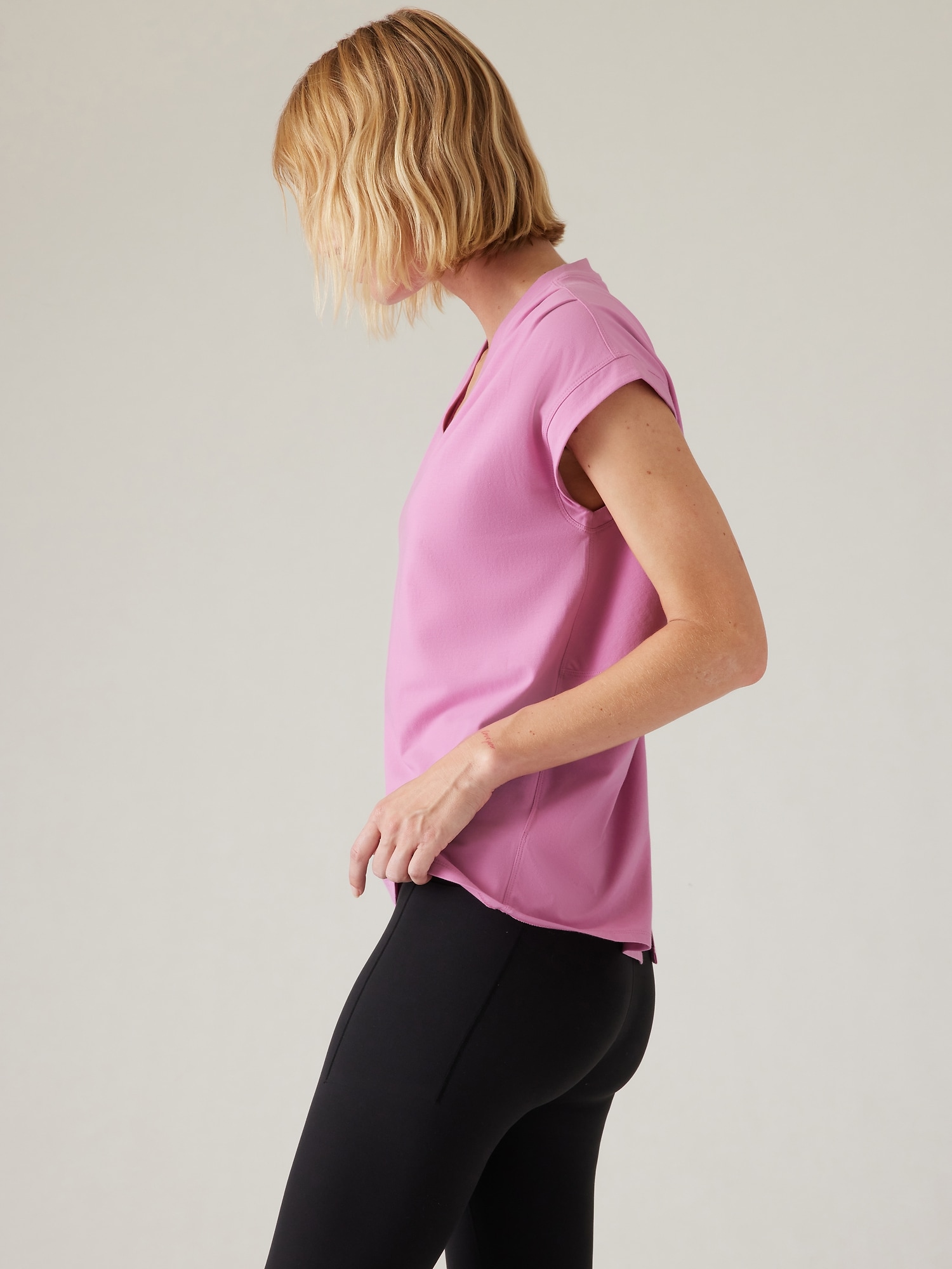 Outbound Twist Tee Athleta