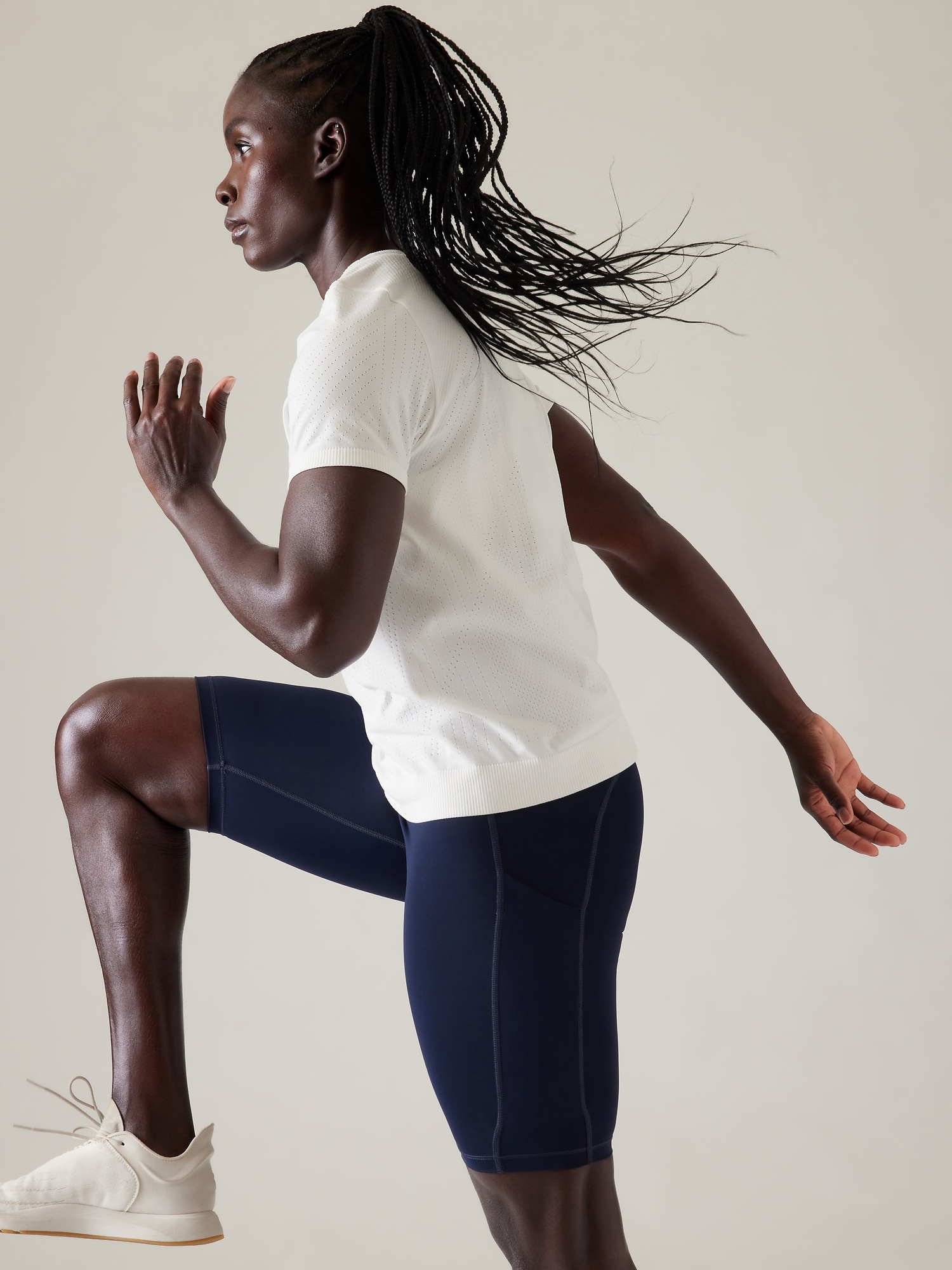 Warrior Seamless Ls Tee by Gaiam Online, THE ICONIC