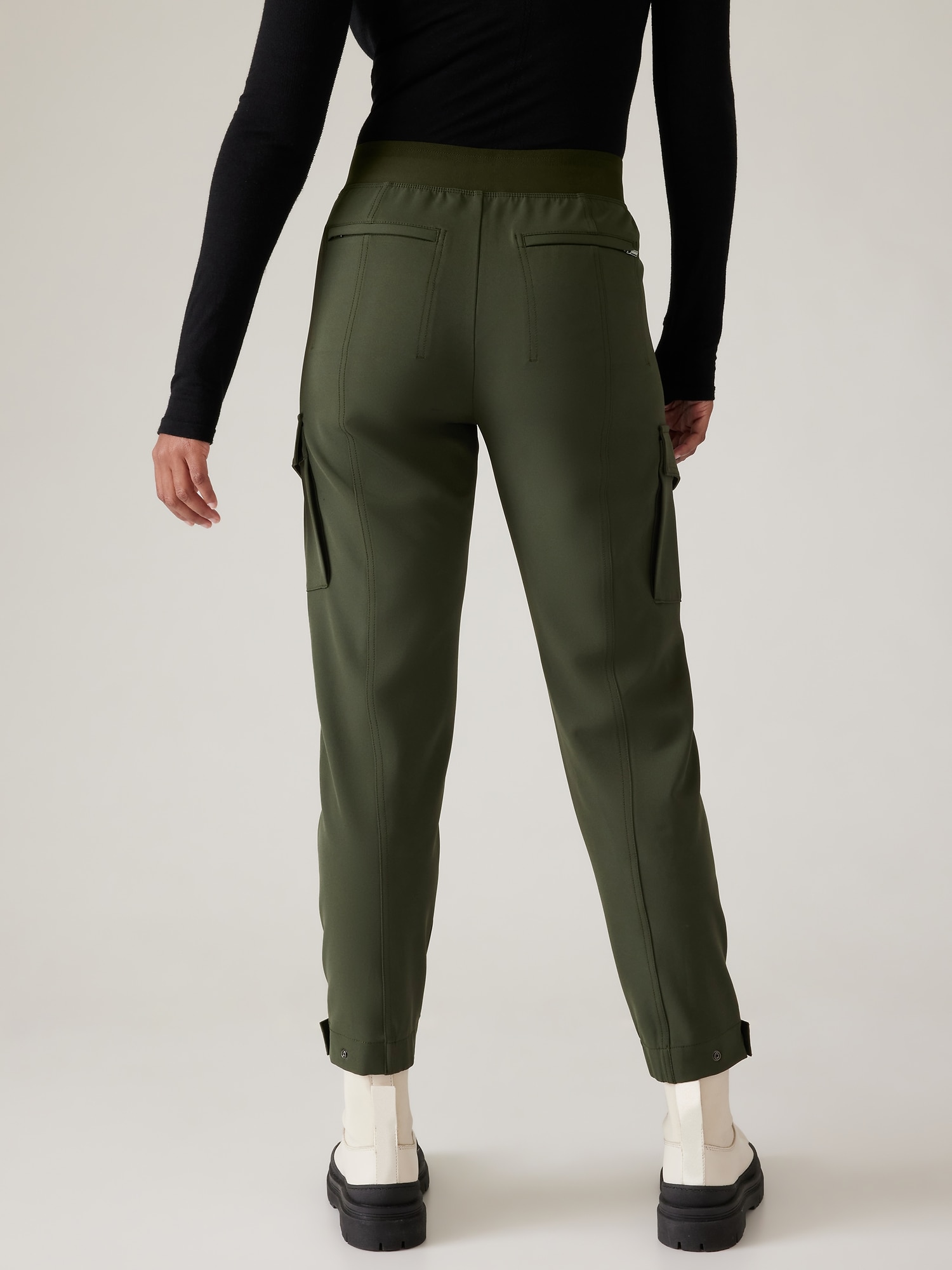 Athleta Olive Green Women's Pants With Zipper Pockets & Legs Size 2