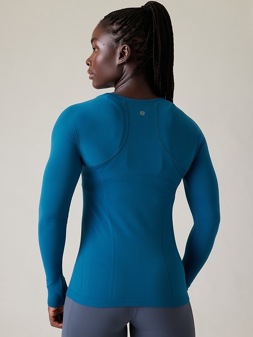 Image number 2 showing, Momentum Seamless Top