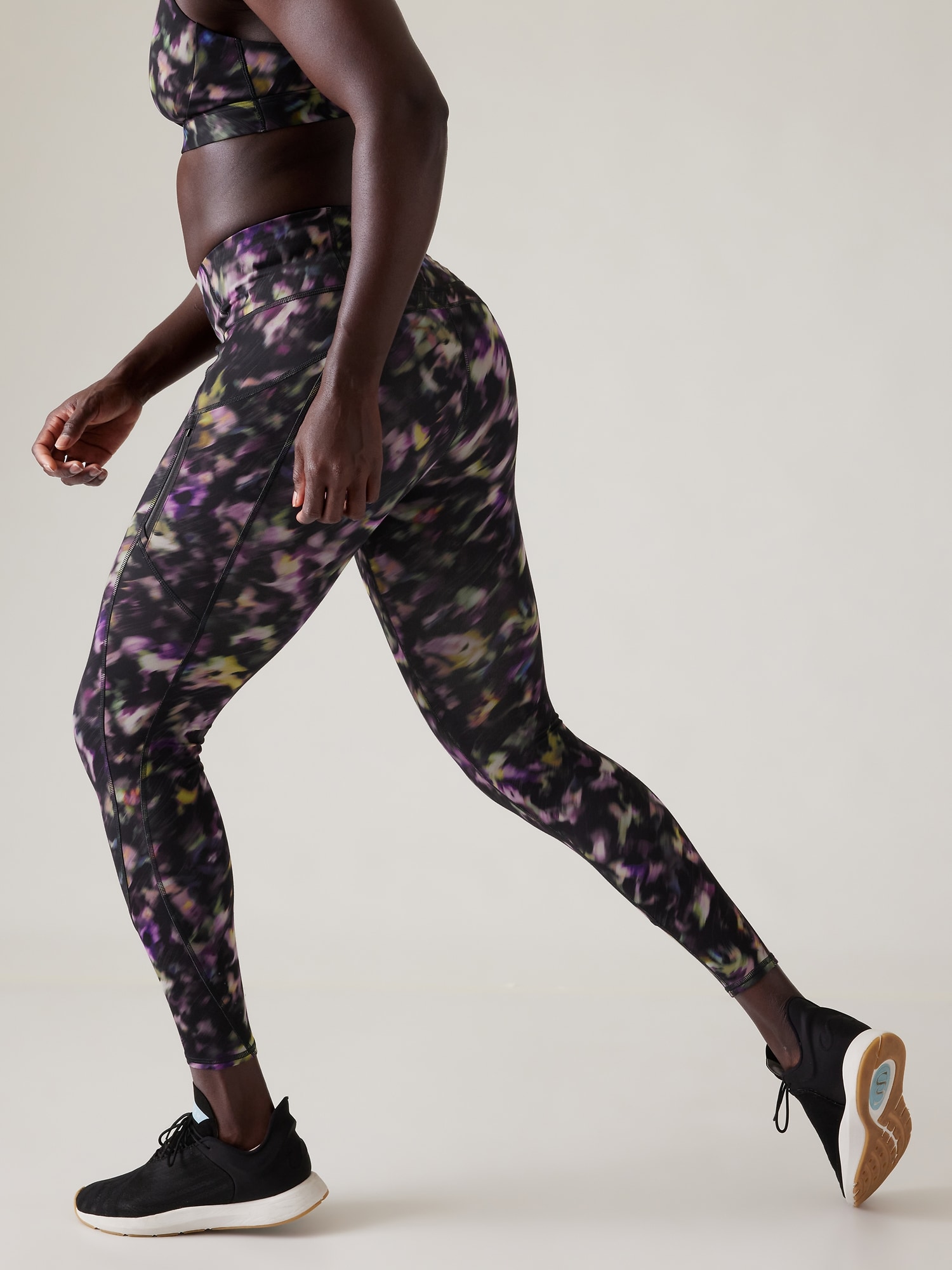 Athleta Rainier Reflective Tight Women's Black Camo Lux Leggings Size XL -  Athletic apparel