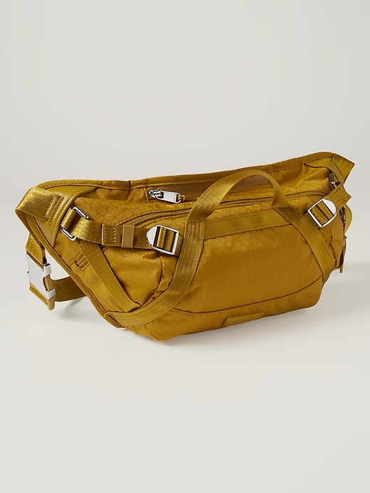 Image number 1 showing, Excursion Large Belt Bag