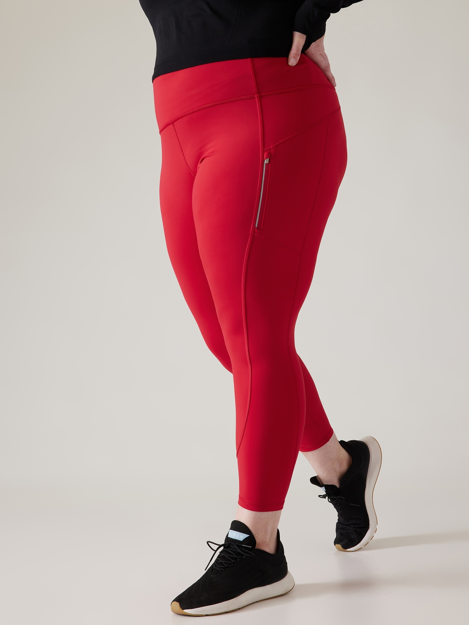Athleta NWT Women's Rainier Tight Size XLarge Color Decadent