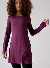 Voir une image plus grande du produit 5 de 5. Robe à manches longues Chit Chat Athleta Girl