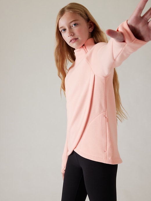 L'image numéro 4 présente Cardigan Cozy Karma Athleta Girl
