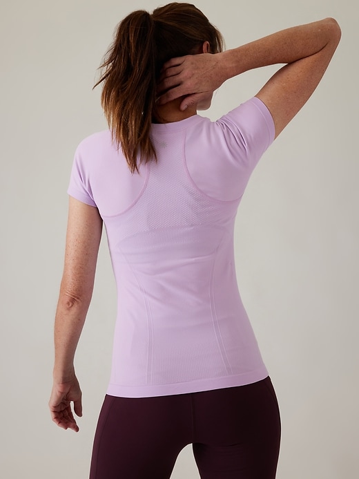Image number 3 showing, Momentum Seamless Tee