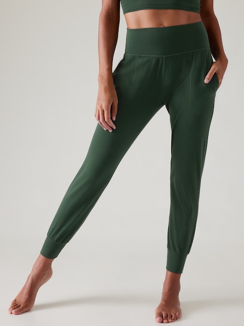 Salutation High Rise Jogger - Seaweed Snack