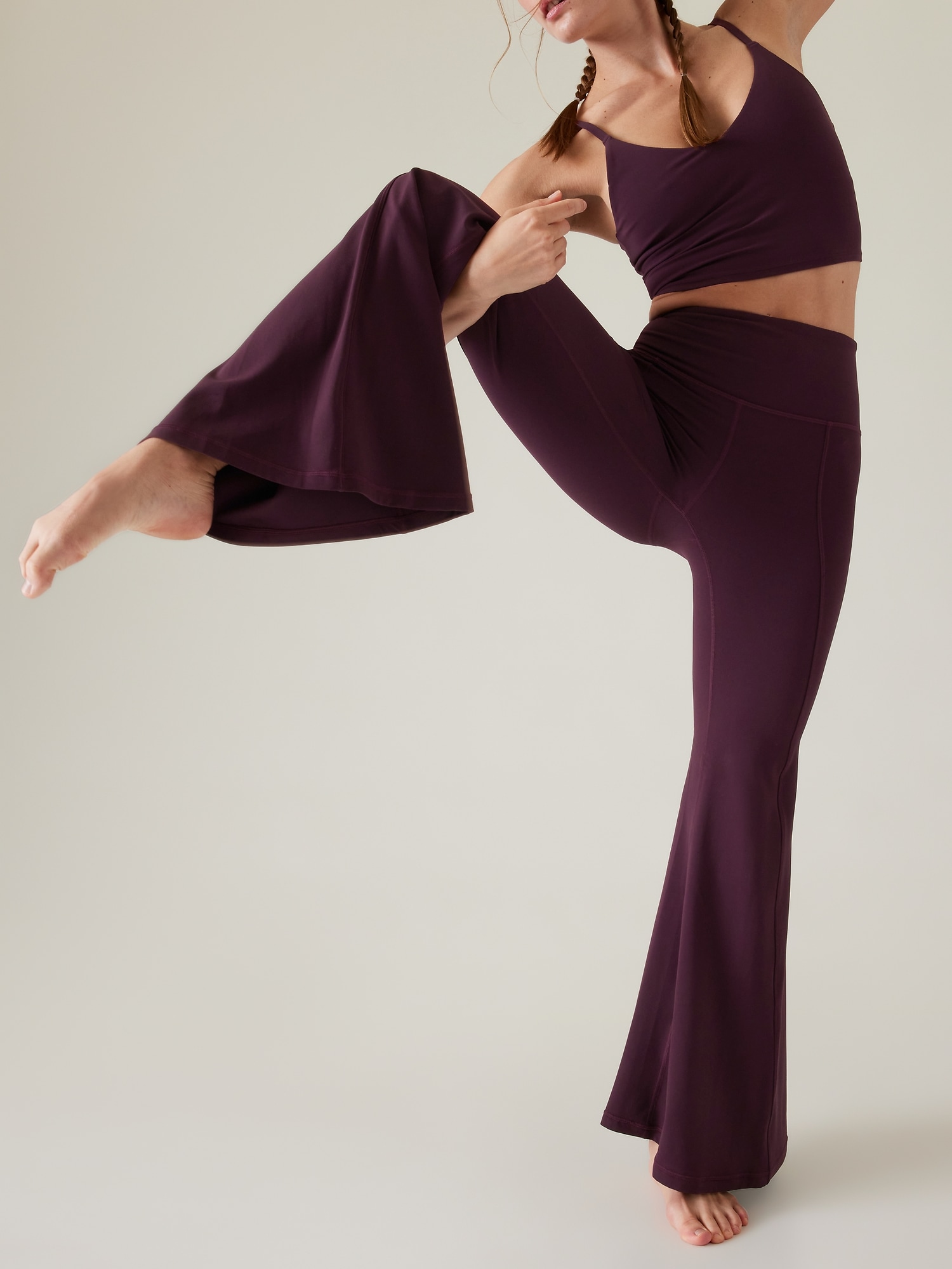Athleta Elation Flare Pant XL Black Powervita Gym Yoga Dance Studio for  sale online