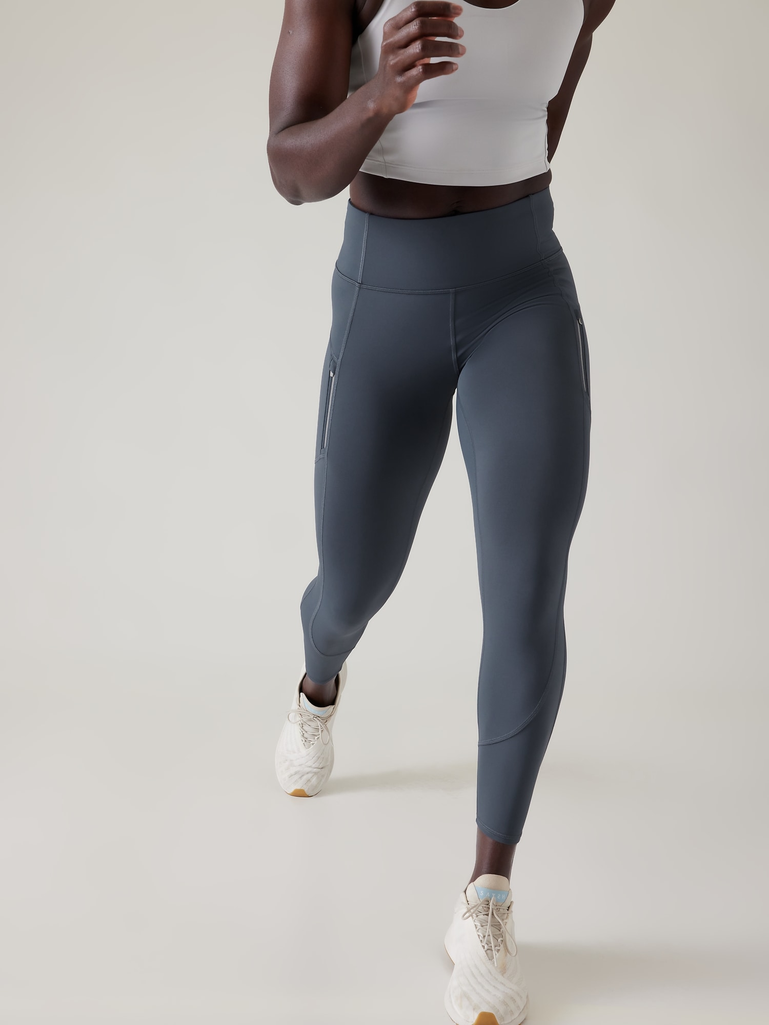 Athleta + Rainier Tight – Spliced Floral Minimalistic Grey