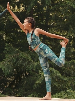 Athleta, Pants & Jumpsuits, Athleta Womens Size Xs High Rise Watercolor  Chaturanga Capri Legging Yoga Crop