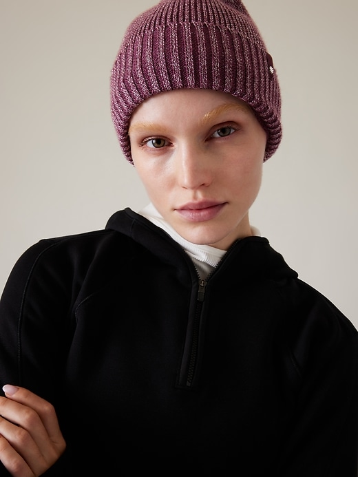 Image number 3 showing, Dawn To Dusk Reflective Beanie