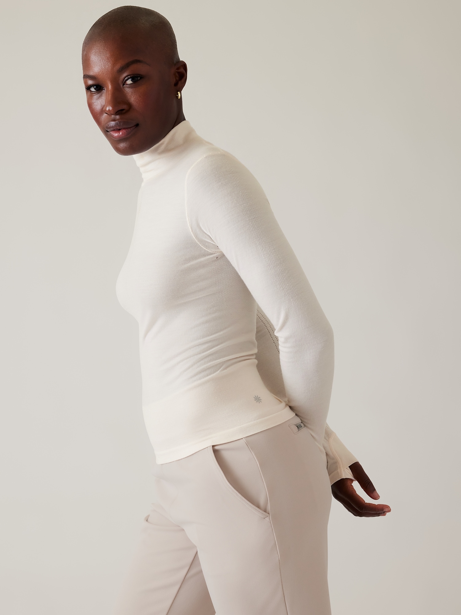 Turtleneck Thumb Holes Top #Ivory One Size(S-M) 
