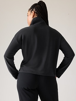 Walmart Is Selling a $20 Quarter Zip Hoodie Similar to Lululemon and  Athleta, and Shoppers Say It's 'So Soft', The Daily Courier