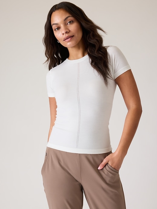 Image number 1 showing, Ascent Seamless Tee