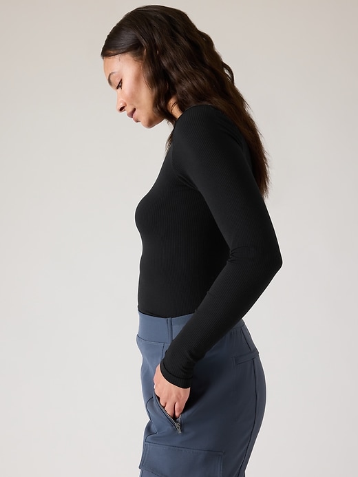 Image number 5 showing, Renew Seamless Crewneck Top