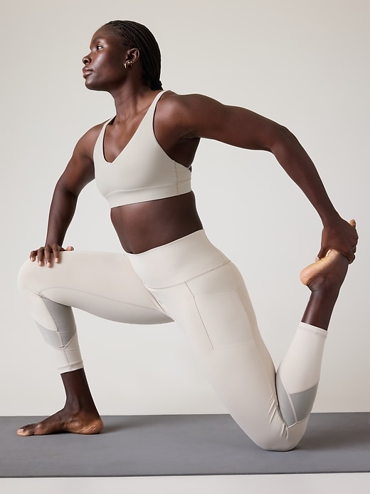 Athleta Black & White Side Stripe Salutation Leggings 7/8 Length Small Yoga  Mesh