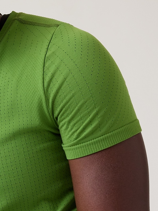 Image number 7 showing, In Motion Seamless Tee