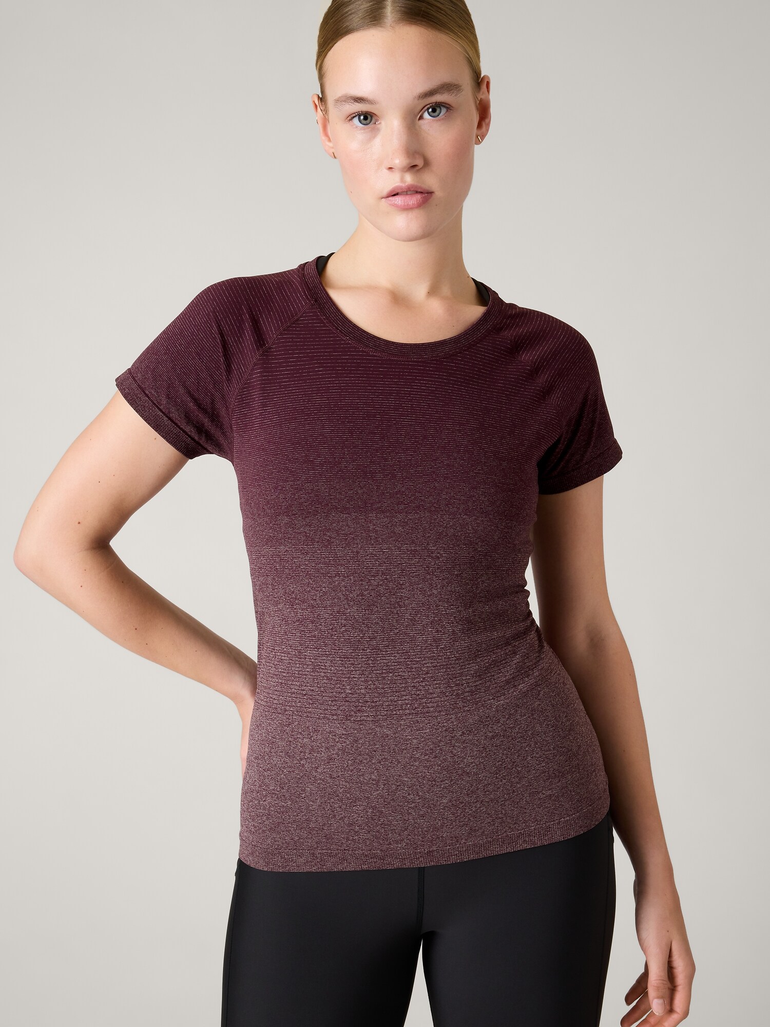 Momentum Seamless Tee