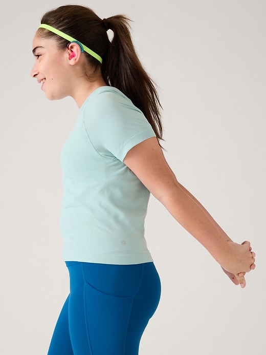 Image number 4 showing, Athleta Girl Power Up Seamless Sport Length Tee