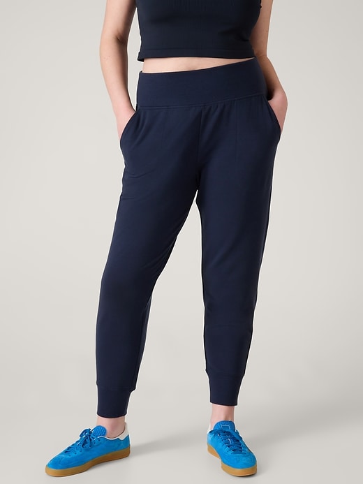 Image number 7 showing, Coaster Luxe High Rise Jogger