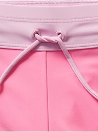 Voir une image plus grande du produit 3 de 3. Short de bain  de 6,5 cm Cannonball Athleta Girl