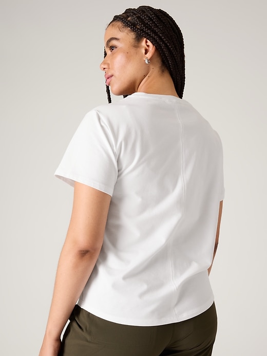 Image number 8 showing, Essential V-Neck Tee